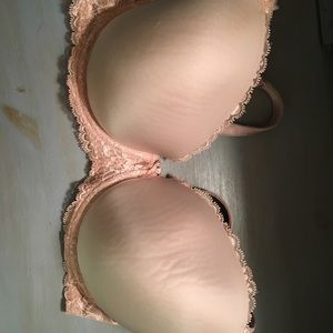 Victoria’s Secret 36 DDD F Nude Bra with Lace